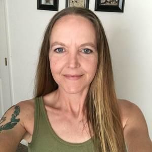 Meet your Posher, Eva